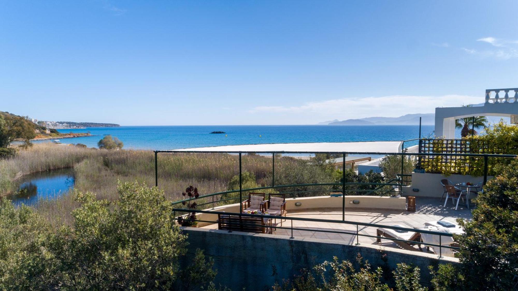 Coastal Dream Beachview Jacuzzi& Sauna