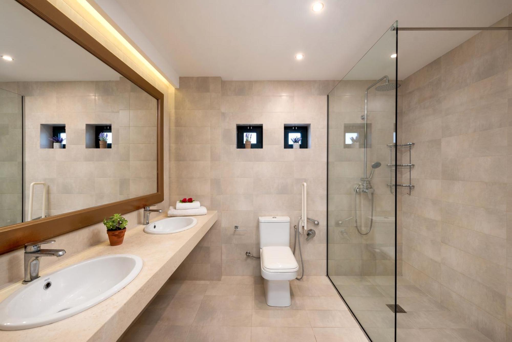 Coastal Dream Beachview Jacuzzi& Sauna Villa
