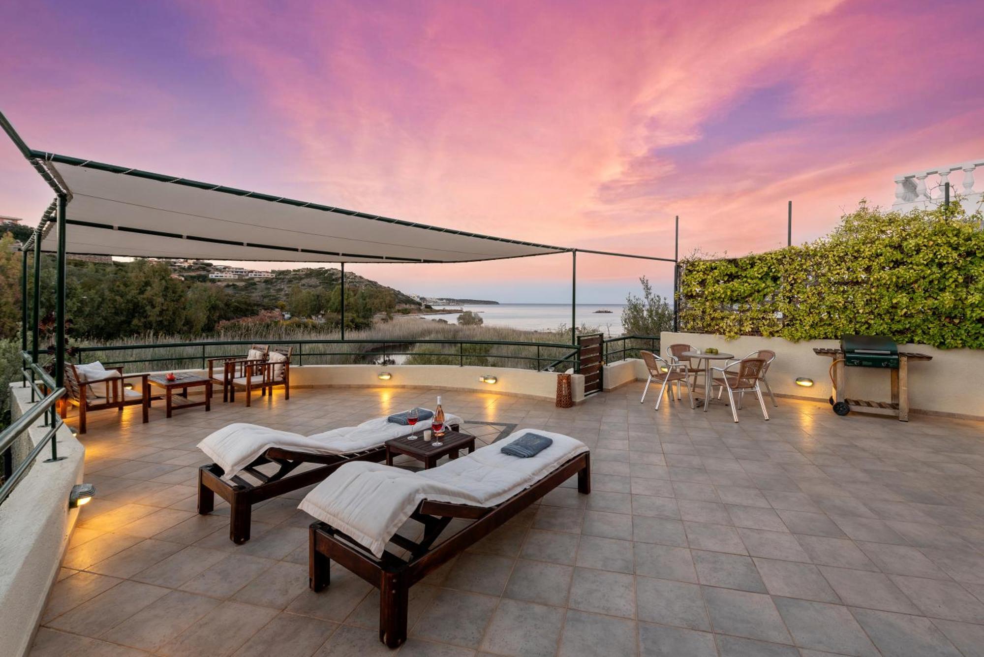 Coastal Dream Beachview Jacuzzi& Sauna Amoudara (Lasithi)